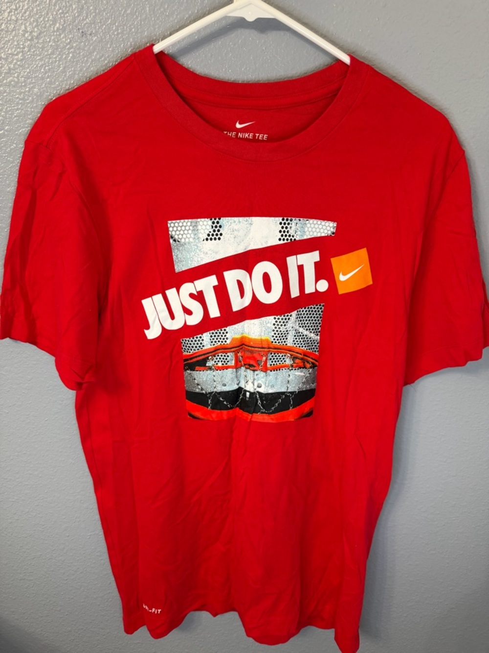 Nike Red 'Just Do It' Graphic Short Sleeve Tee